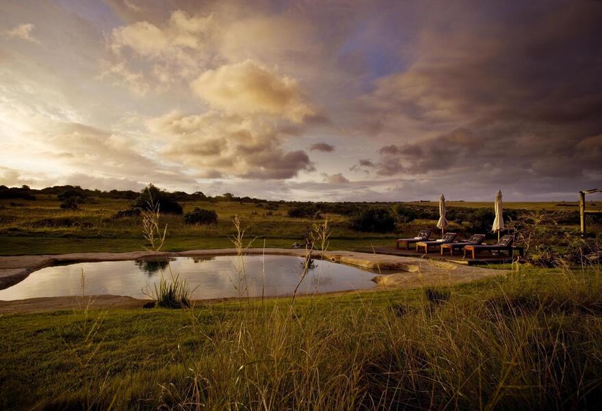 Hlosi Game Lodge