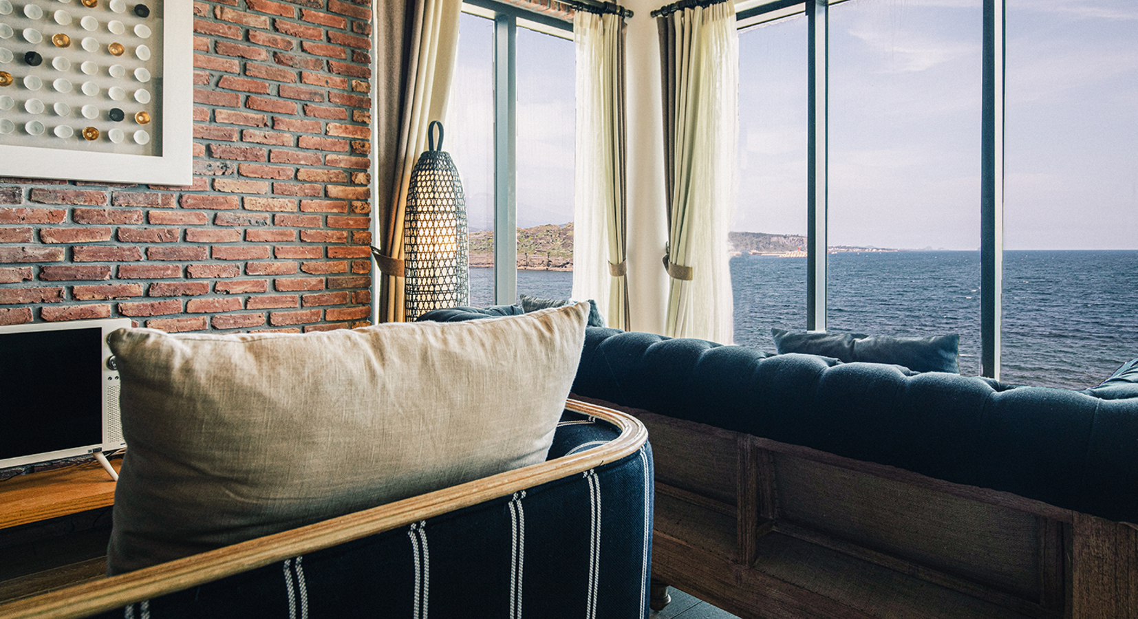 Twin Bedroom with Sea View