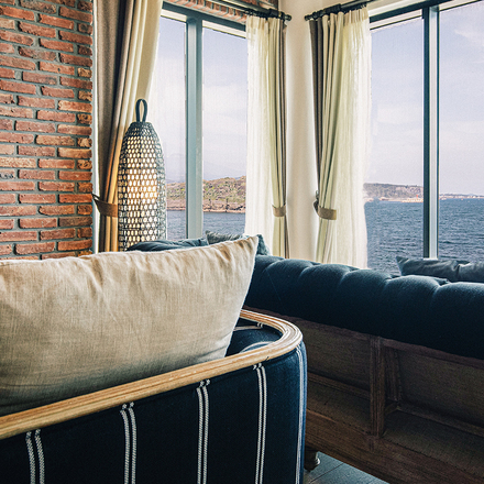 Twin Bedroom with Sea View