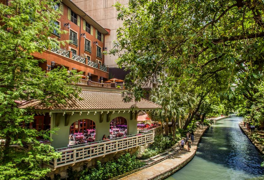 Hotel Valencia Riverwalk