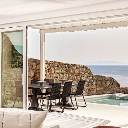 Suite with private terrace and pool