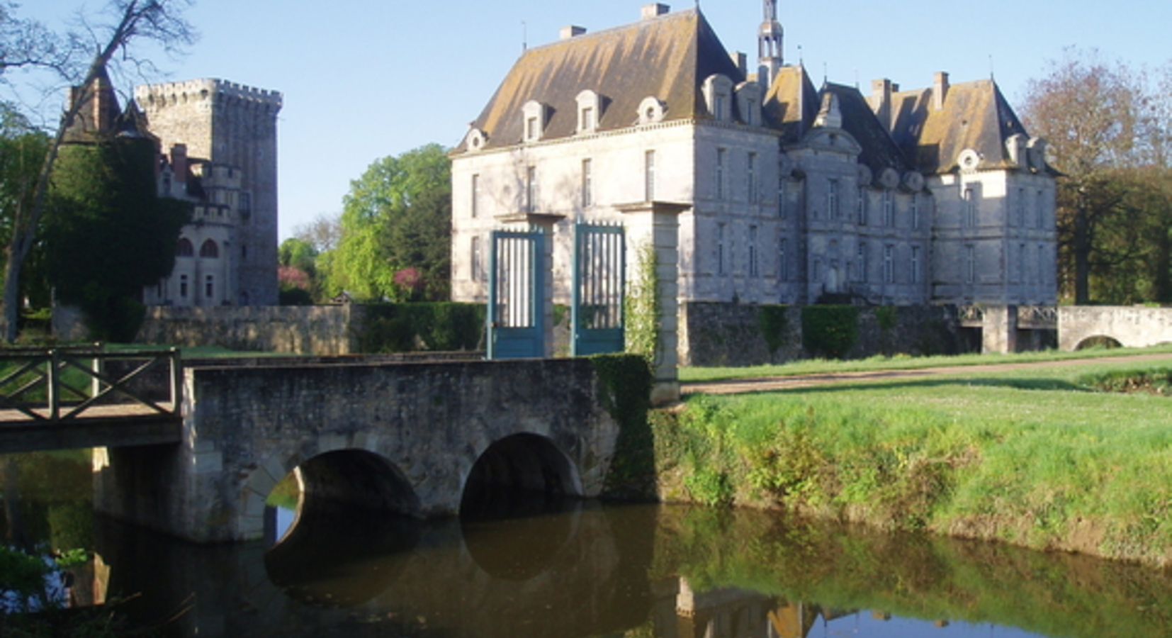 Photo of Chateau de Saint Loup sur Thouet