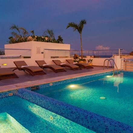 Roof top swimming pool