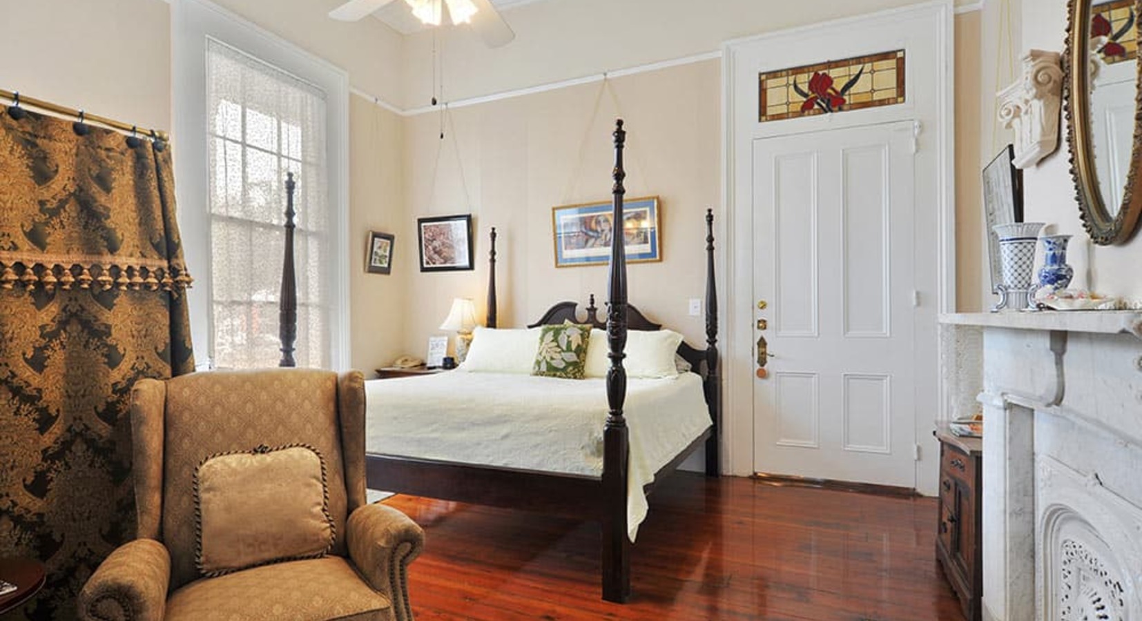 Jackson Square Guest Room