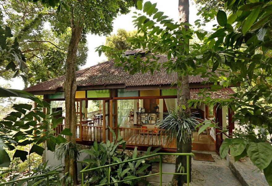 Ambong Rainforest Retreat