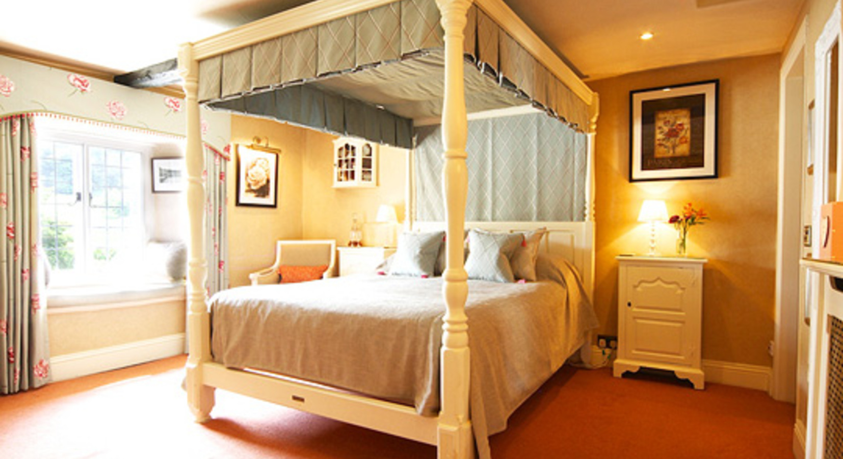 Four Poster Room