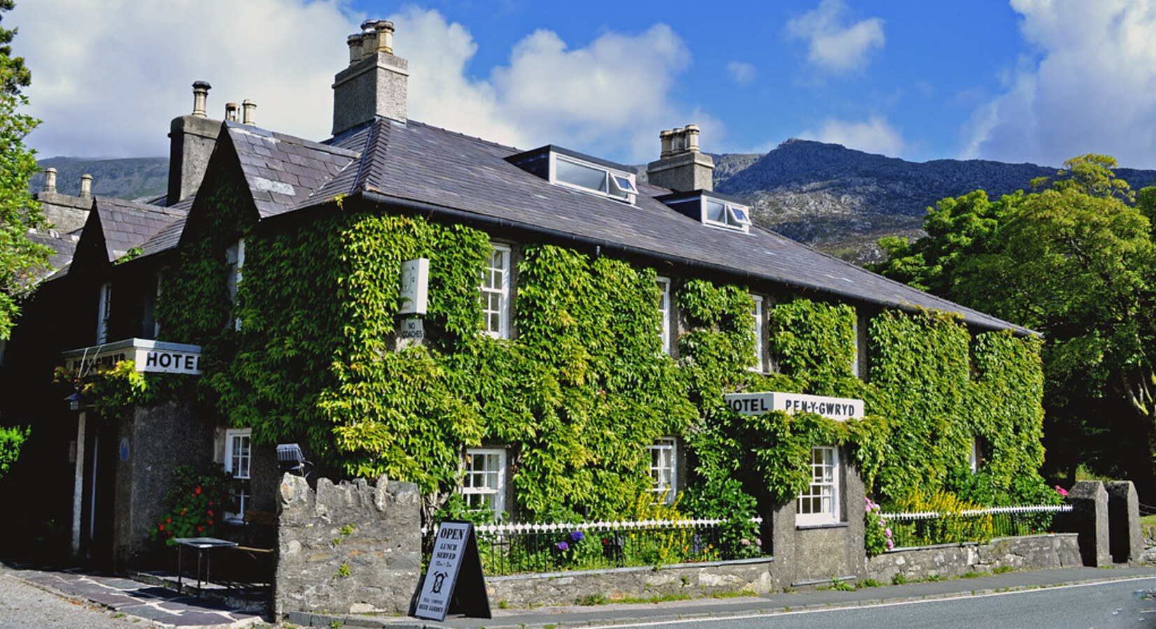 Photo of Pen-y-Gwryd Hotel