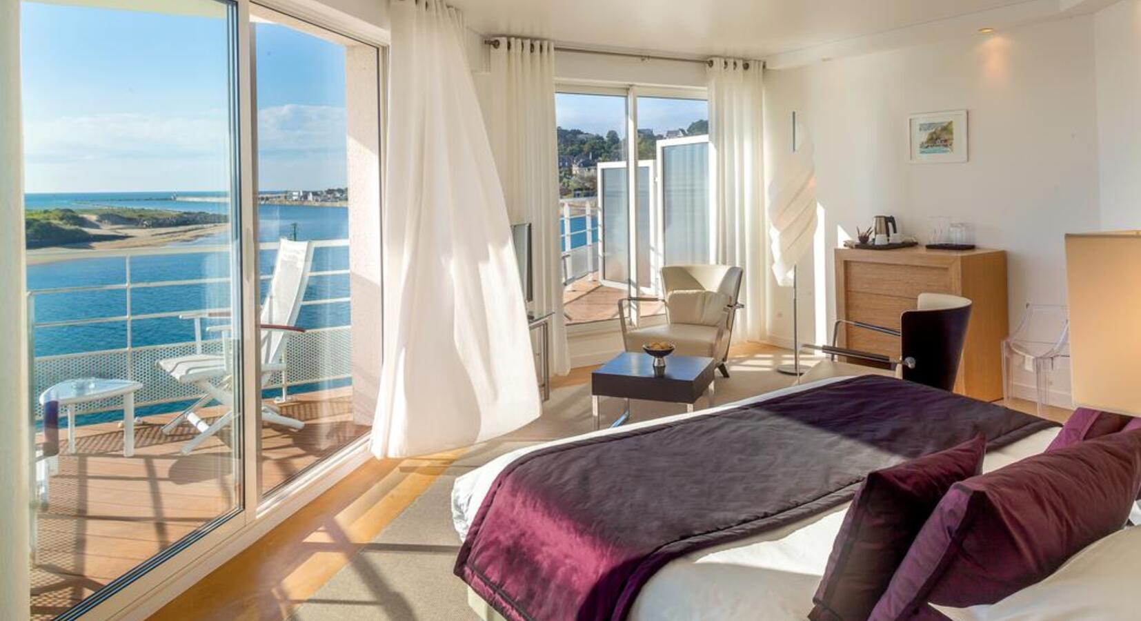 Double room with terrace and seaview