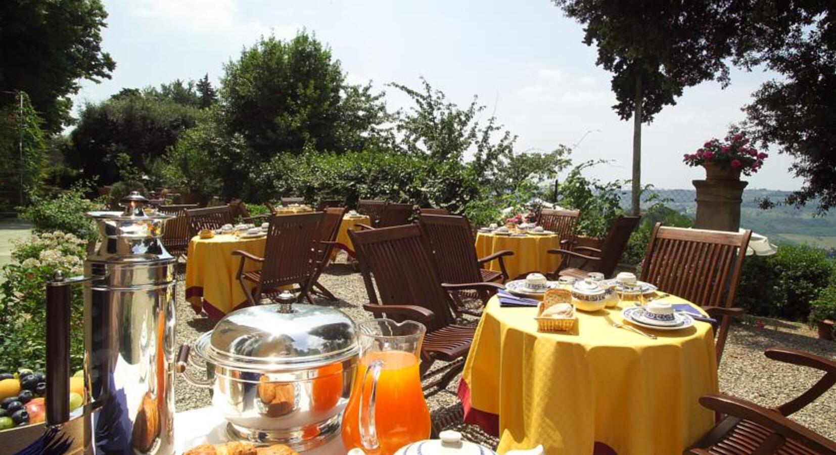 Outdoor Dining Area