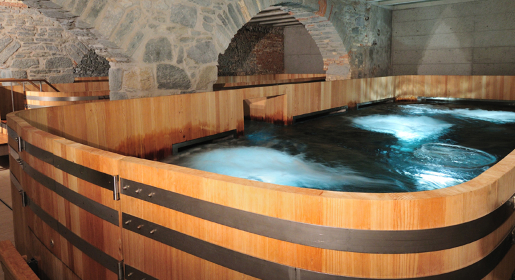 Spa hot tub