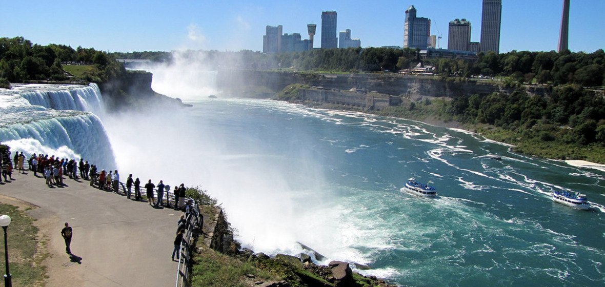 Photo of Niagara Falls