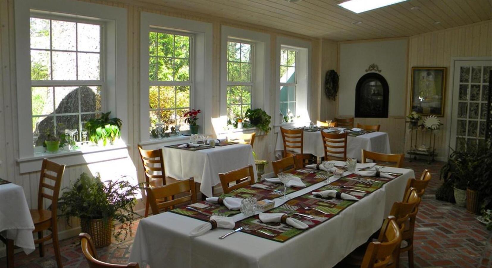 The Breakfast Room