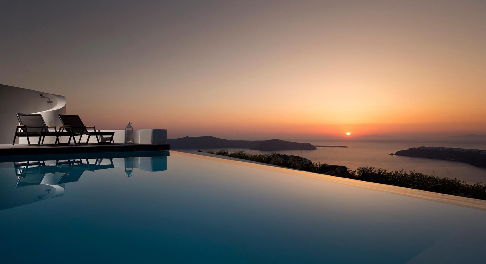 Infinity pool with a view