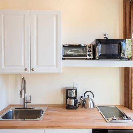 Apartment Kitchenette