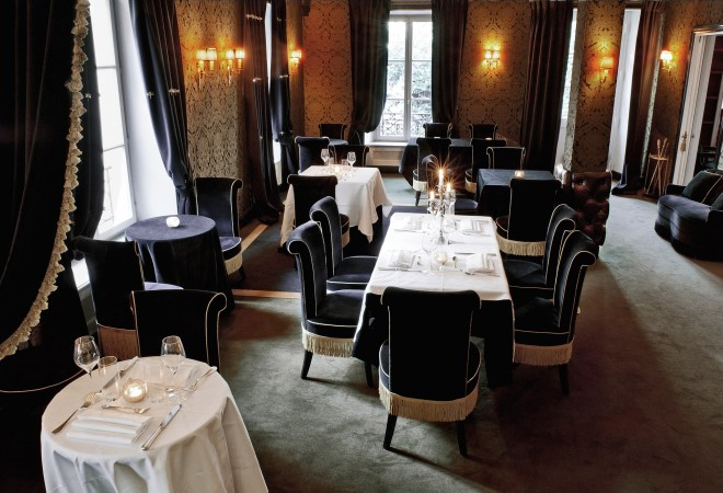 L'Hôtel Particulier in Paris: Find Hotel Reviews, Rooms, and Prices on