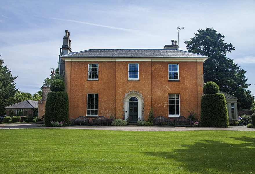 Langar Hall