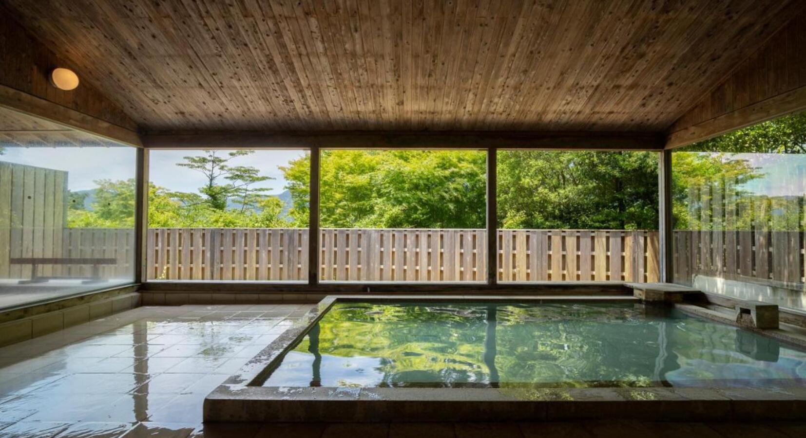 Hot spring bath