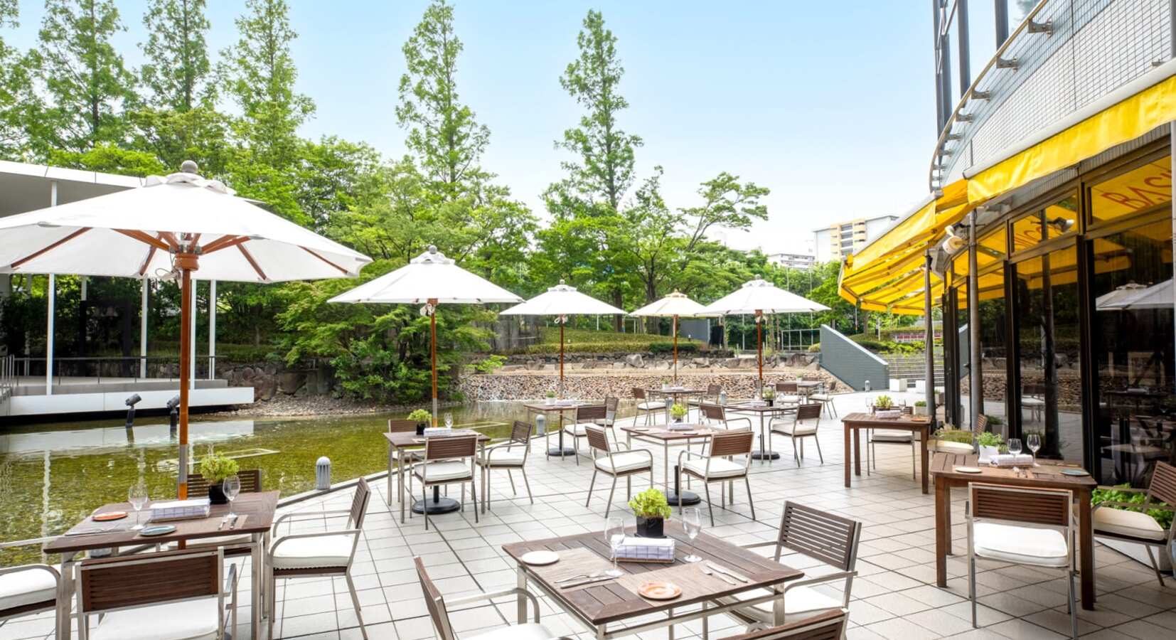 Garden Dining Area