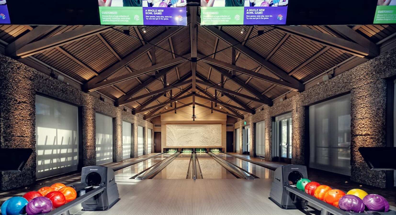 Bowling alley