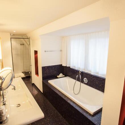 En Suite Bathroom