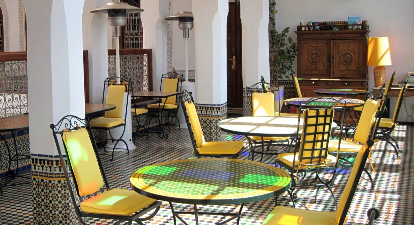 The restaurant overlooking the medina