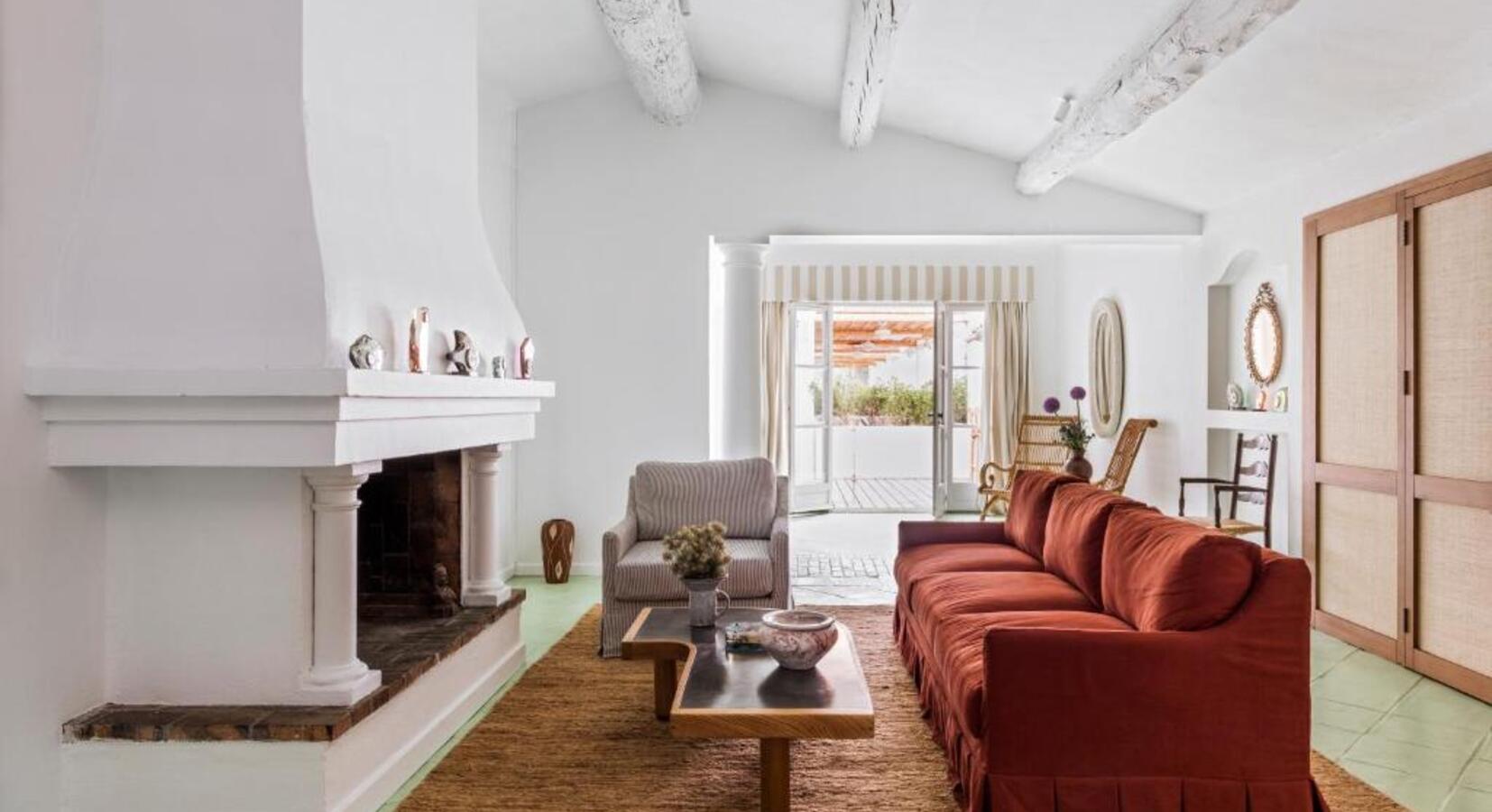 Fireplace in Sitting Room 