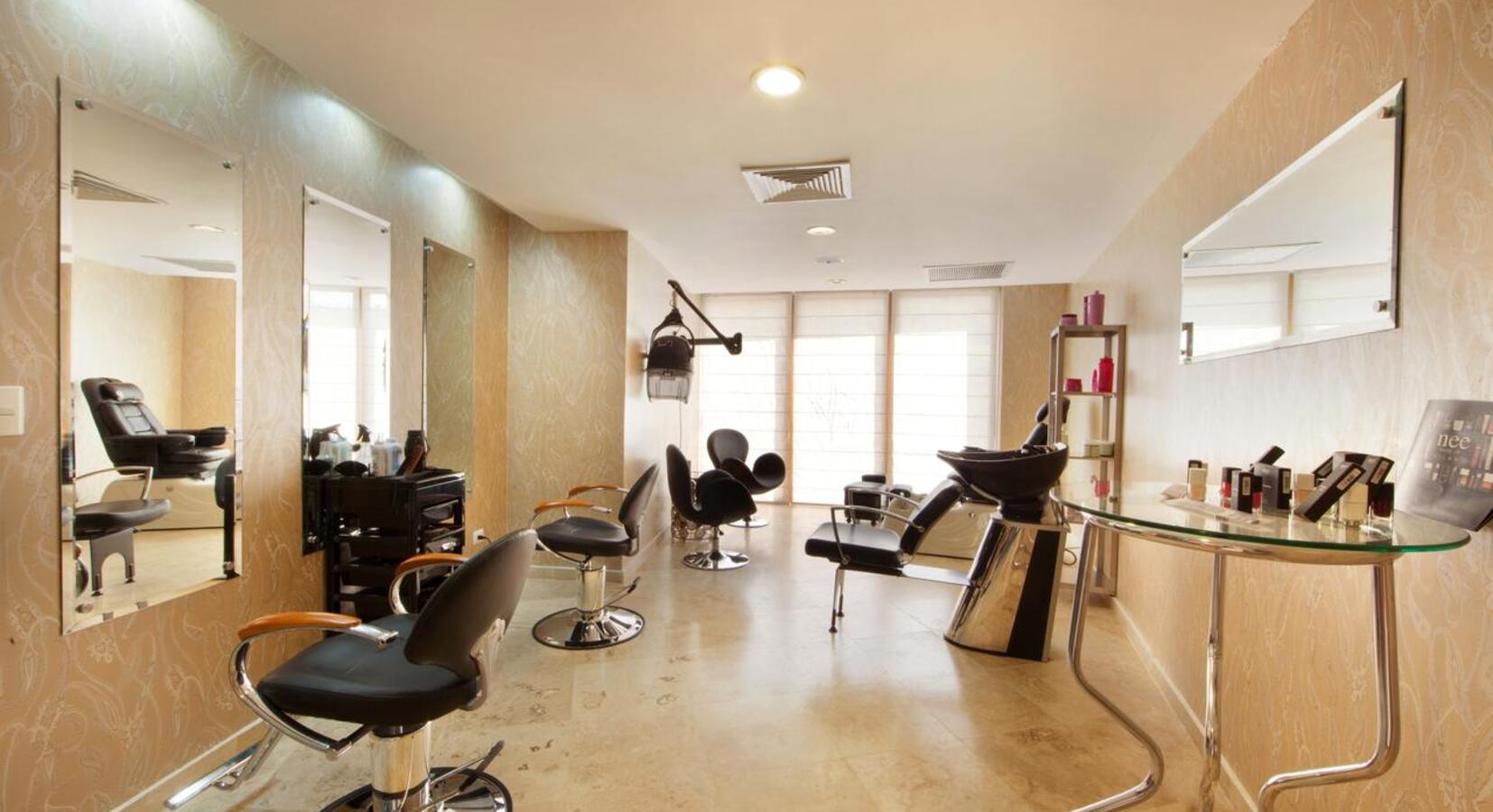 Salon