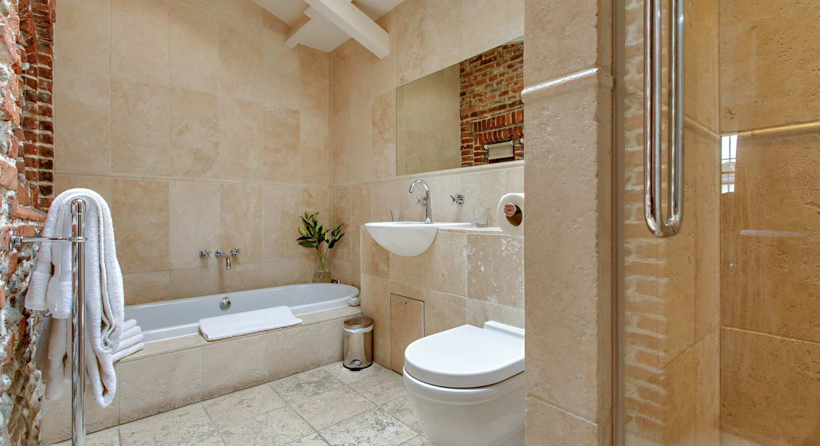 En Suite Bathroom