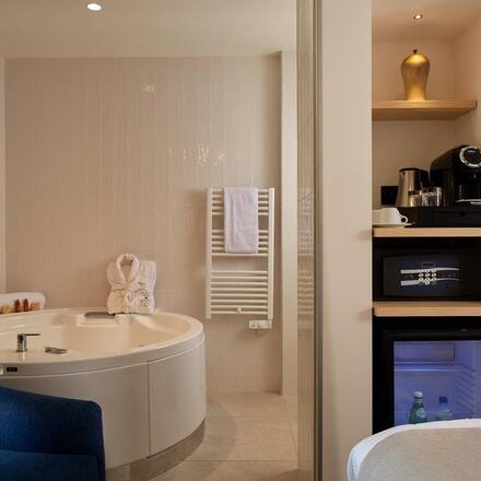 En Suite Bathroom