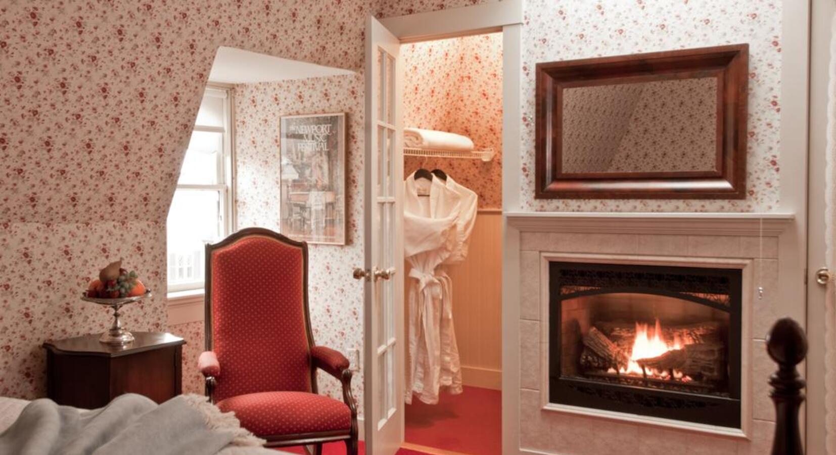 Guest room with fireplace