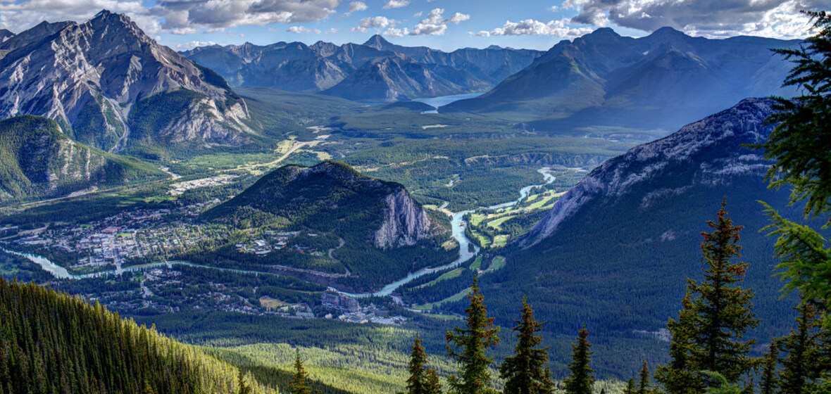 Photo of Banff