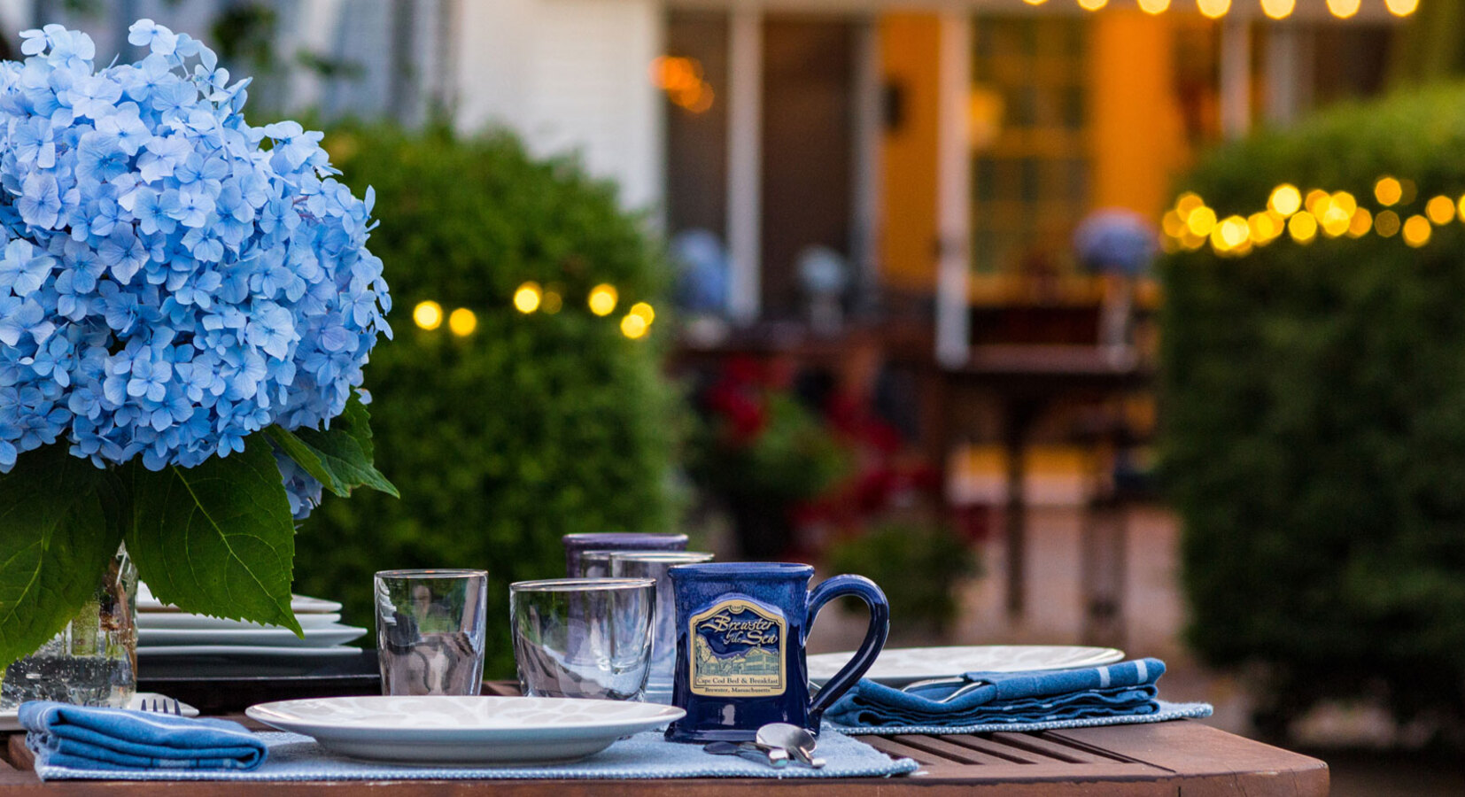 Alfresco dining