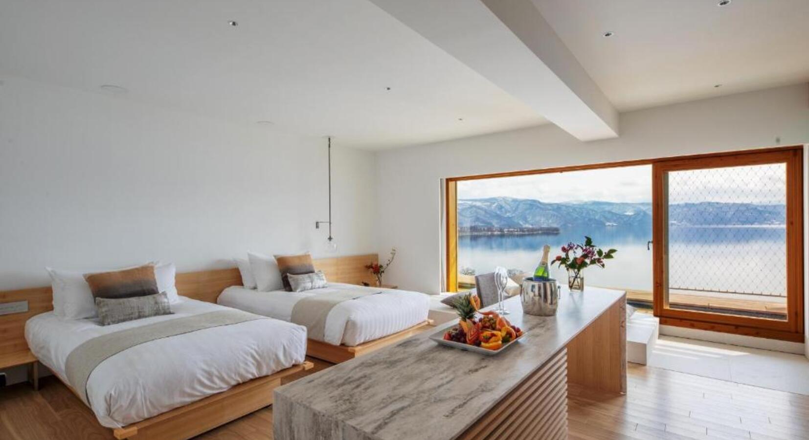 Twin Room with Lake View