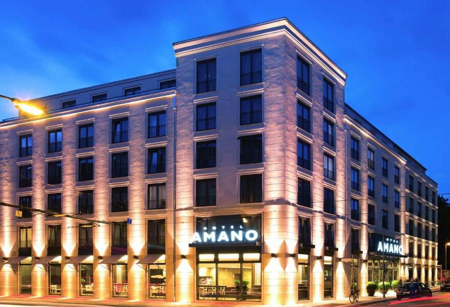 Hotel Amano