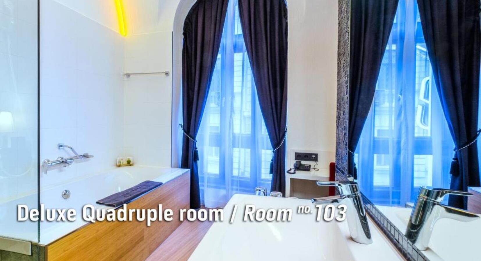 Deluxe Quadruple Room