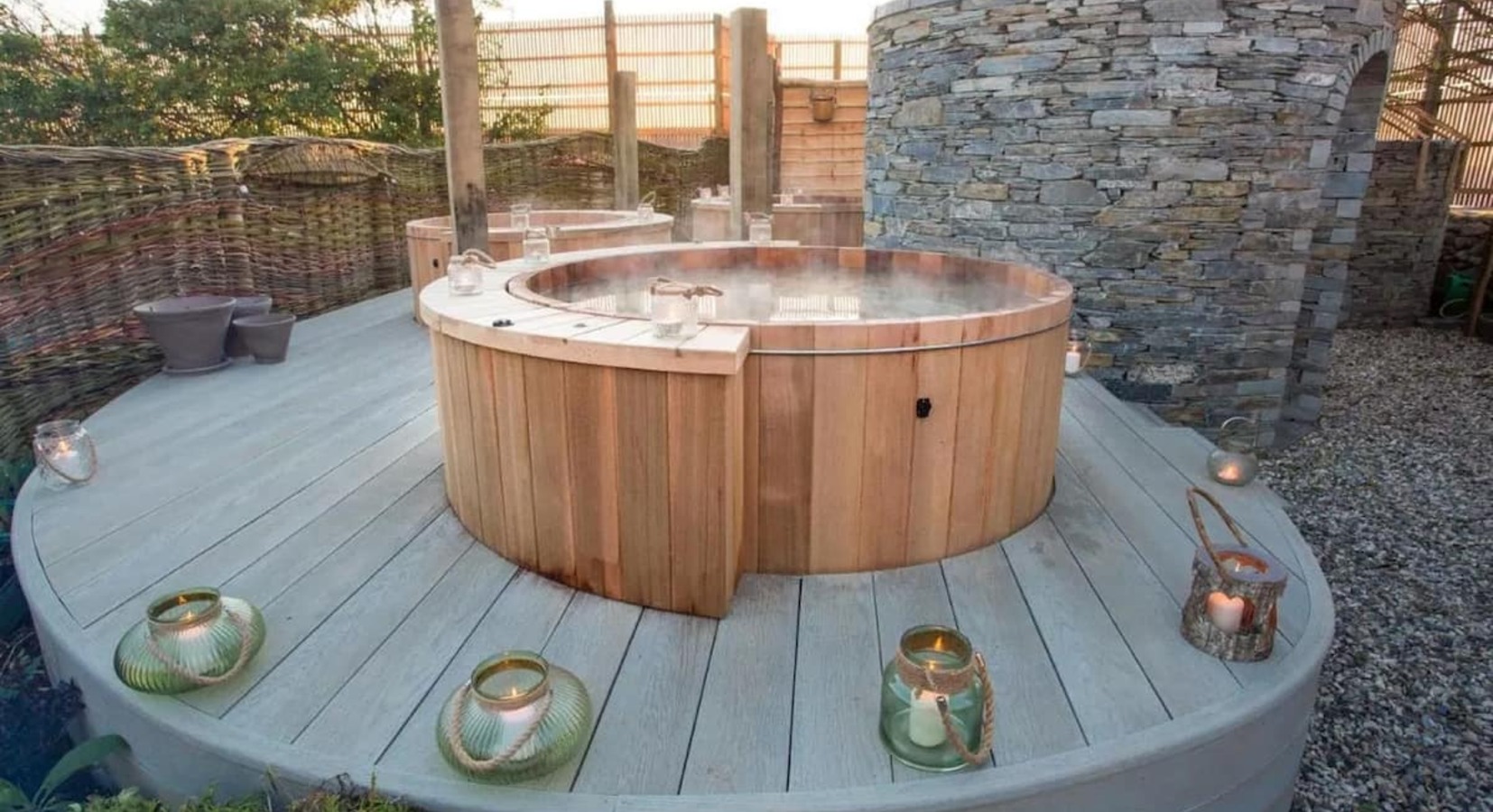 Outdoor hot tubs