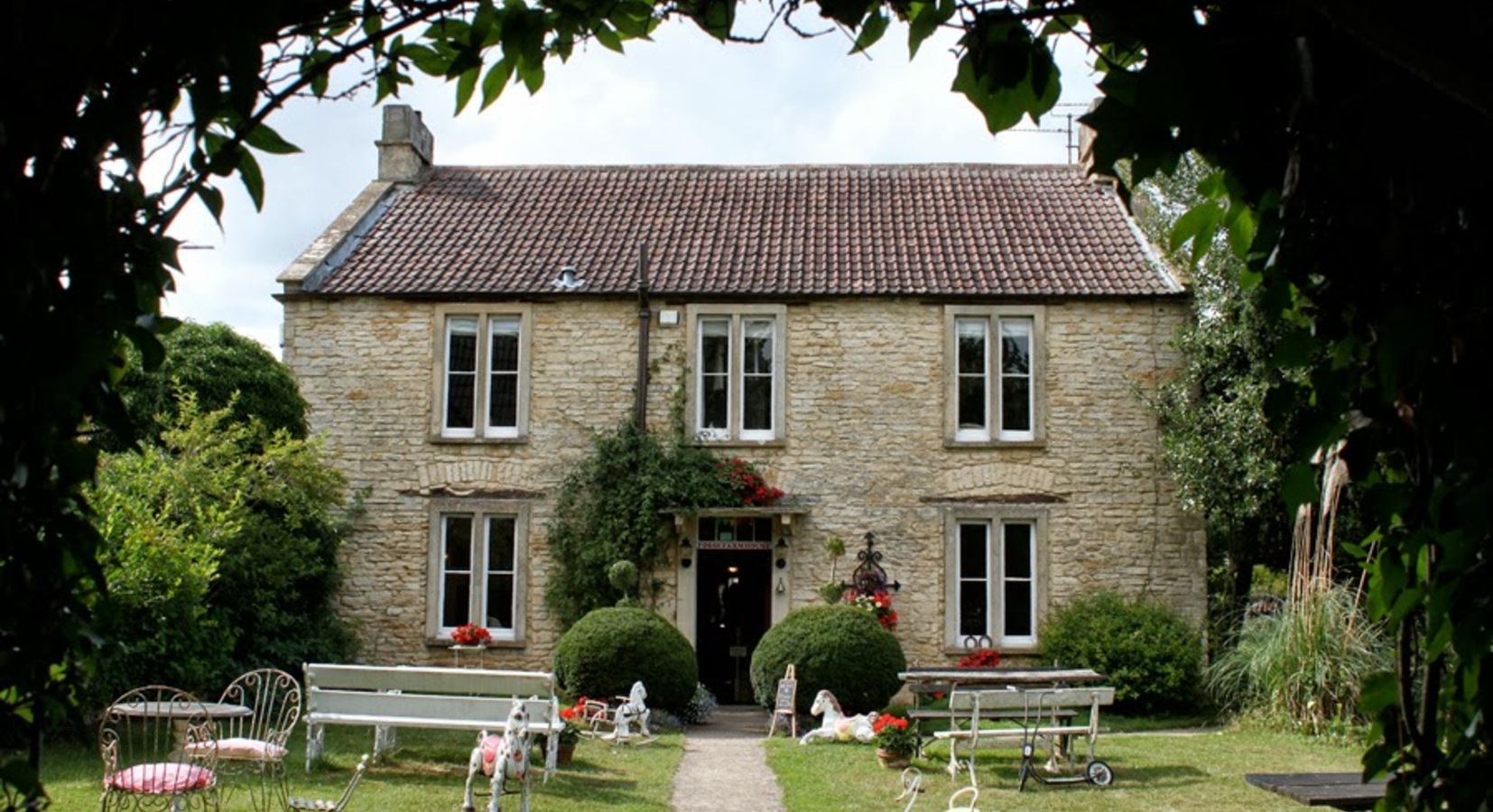 Photo of Fosse Farmhouse