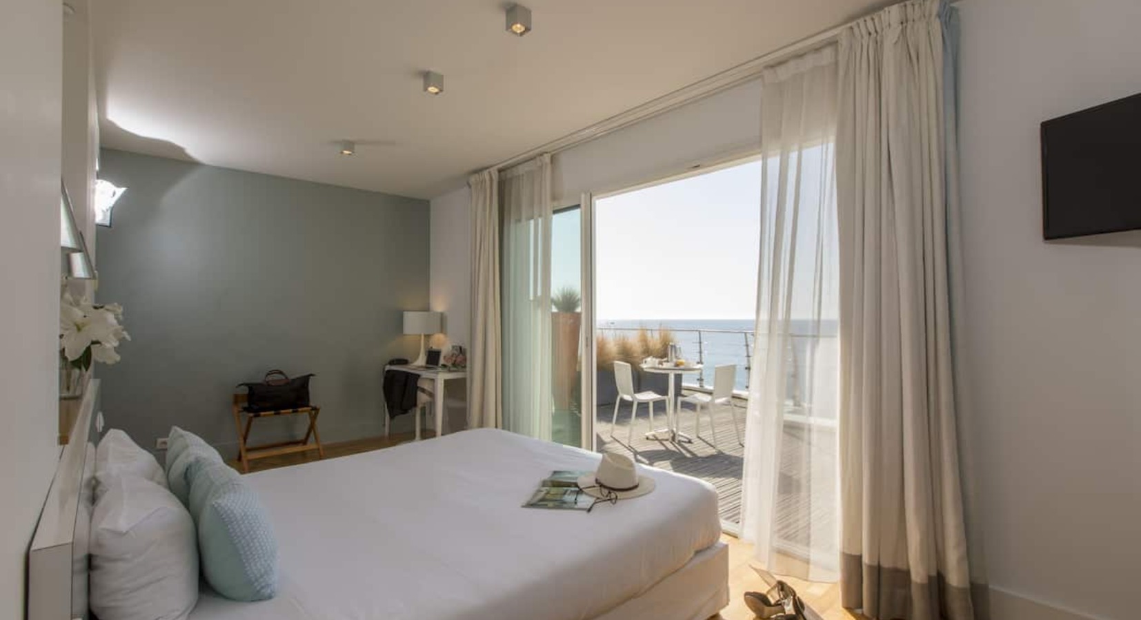 Guest Room with seaview terrace