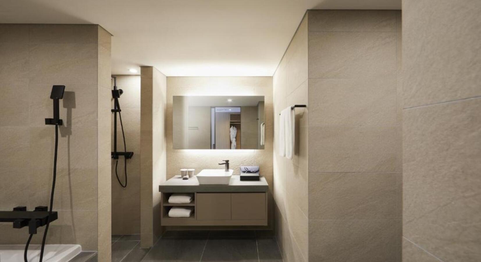 Bathroom with Tub