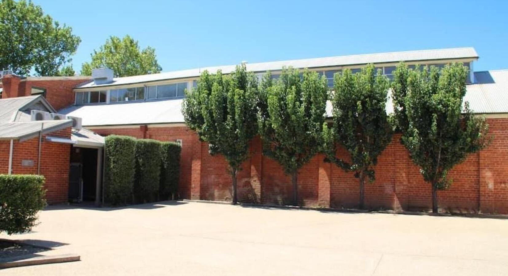 Courtyard Parking