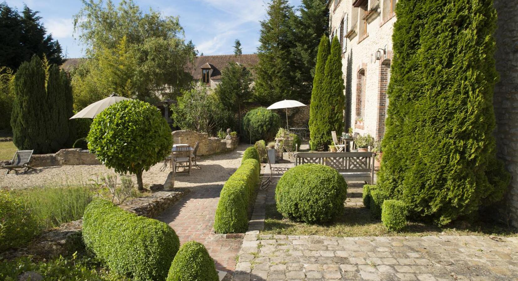 Garden and terrace