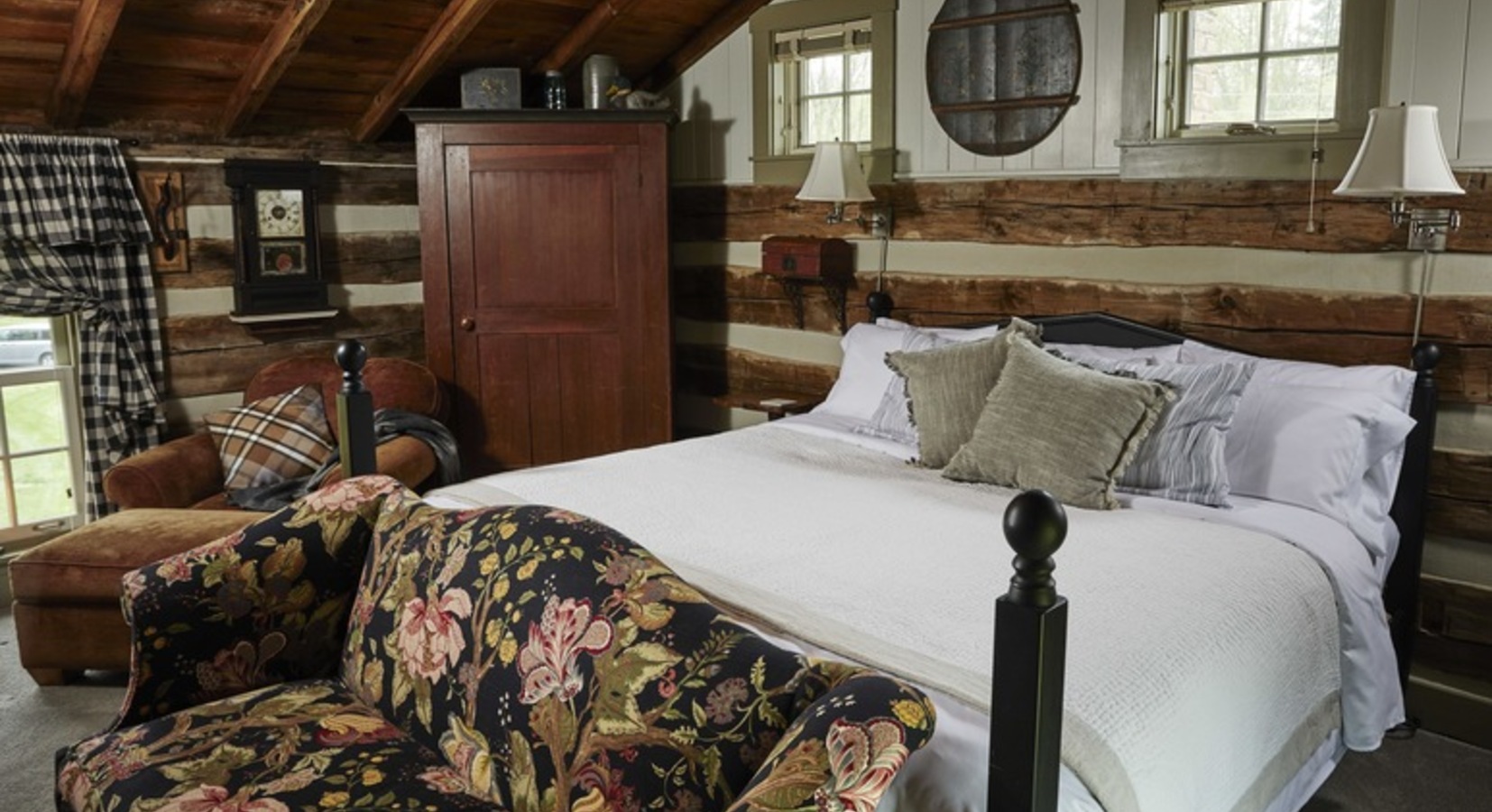 Log Cabin Suite