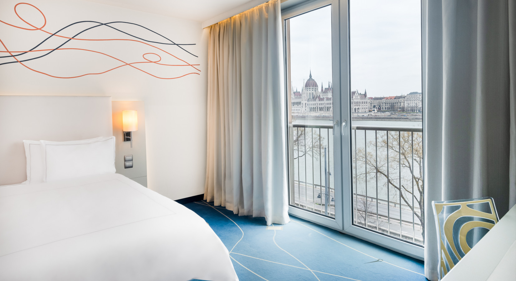 Park Plaza Budapest Superior room with Danube view