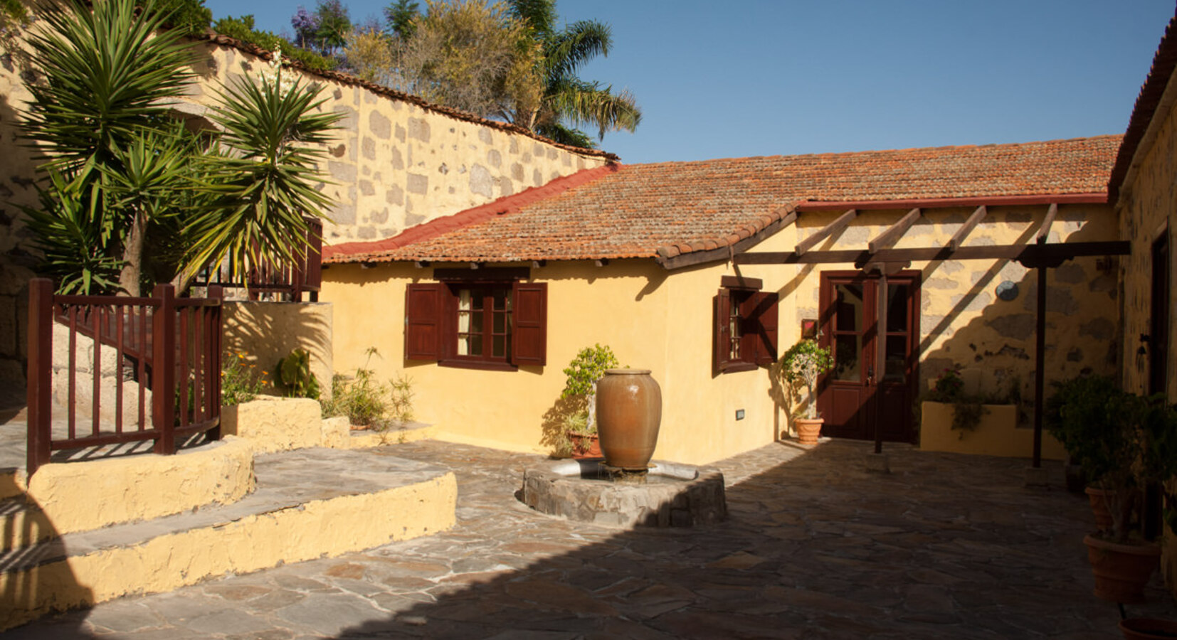 Bougainvillea Cottage