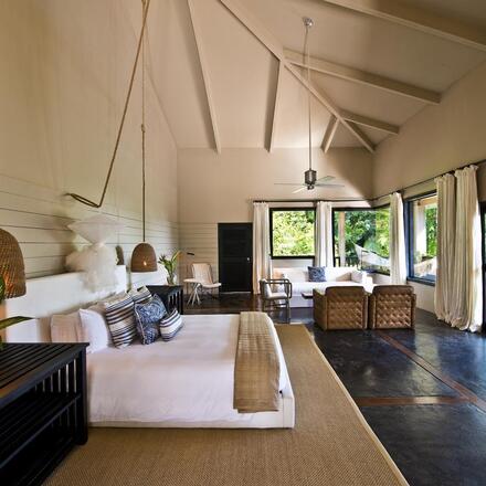 Signature Canopy Suite