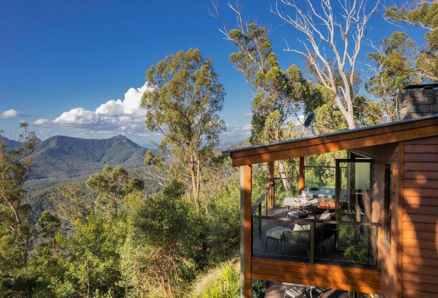 Spicers Peak Lodge