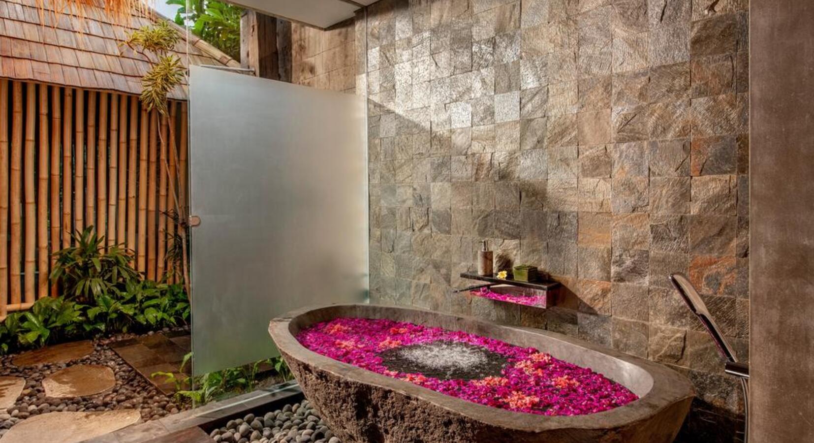 Outdoor stone bath