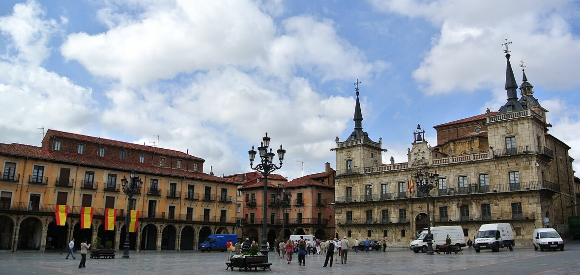 Photo of León