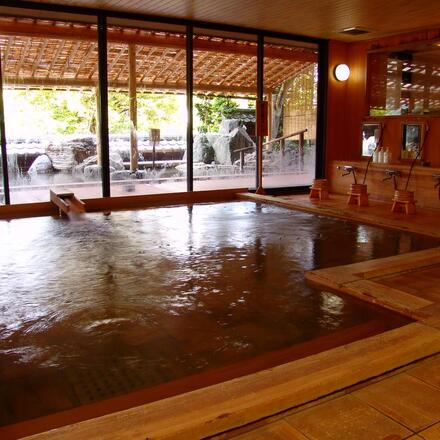 Hotel hot spring bath