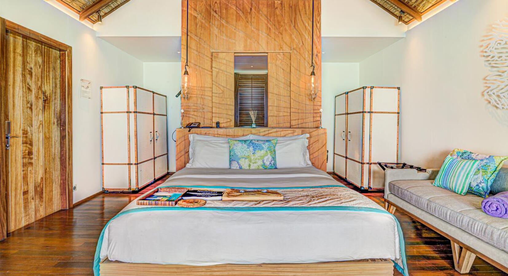 Water villa bedroom